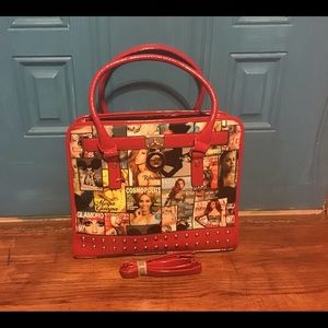 Magazine print purse